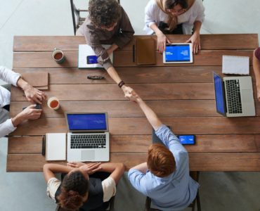 您的e-HR系统是否操作复杂且难以满足企业实际需求？缩略图