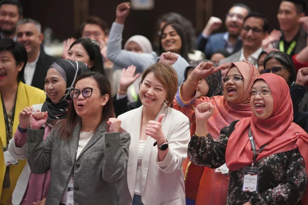aTalent and Docebo Showcase AI-Powered Talent and Learning Management Solutions for Asian Customers at the 2024 HR Summit缩略图